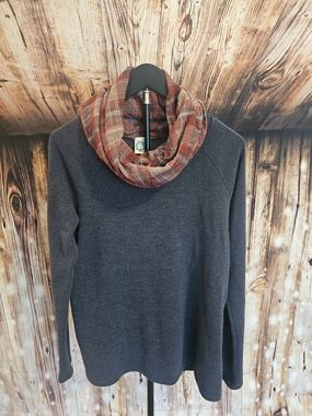 Sun n Moon Charcoal Knit Sweater with Rust Plaid Infinity Scarf